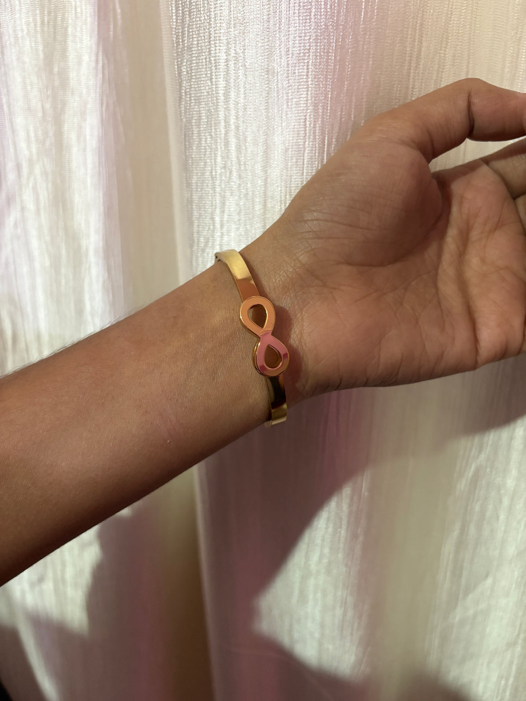 Anti Tarnish thin wrist Infinity bracelet