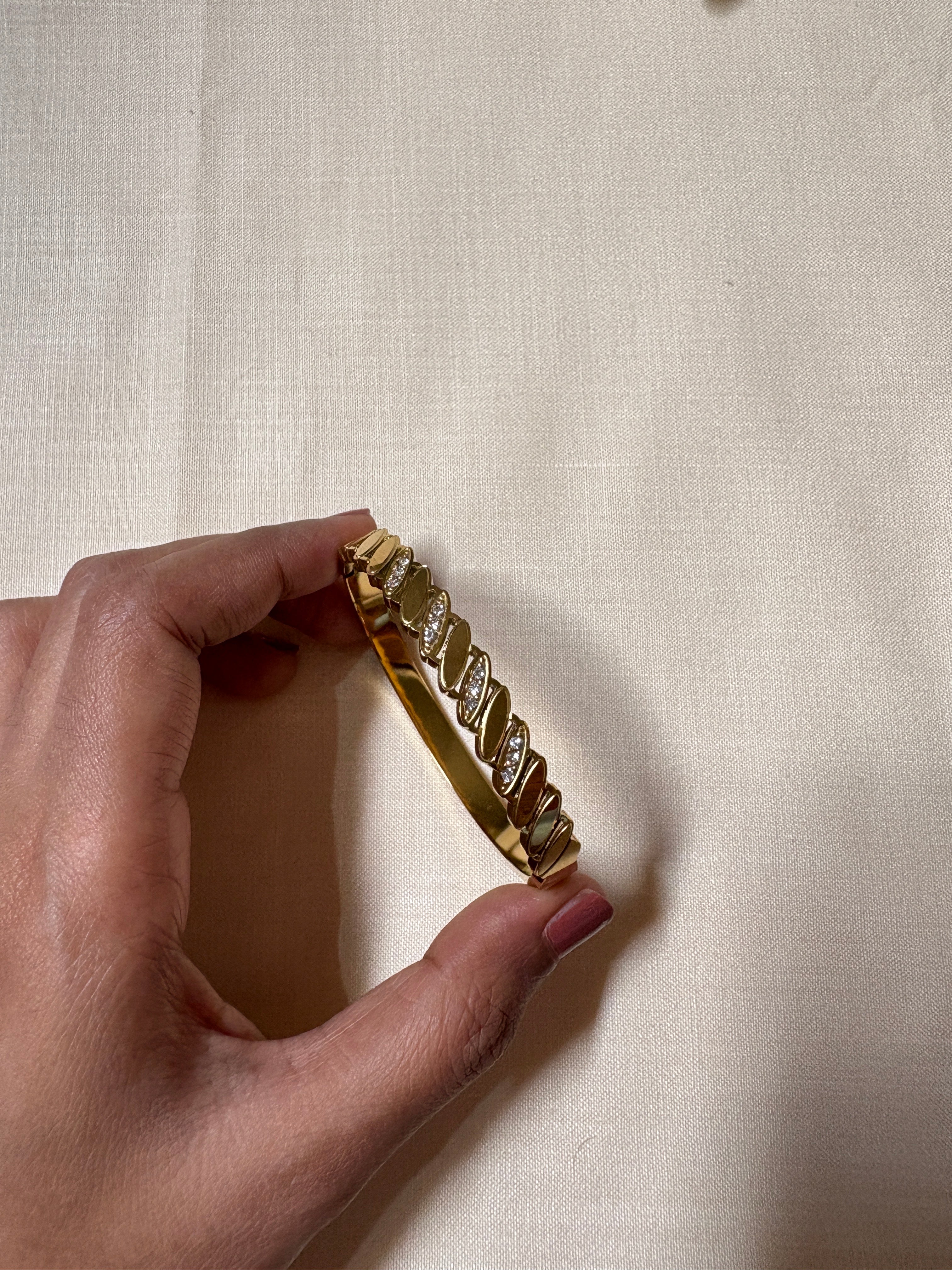 Anti Tarnish Studded Diamond Openable Bracelet